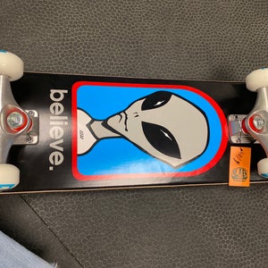 New Alien Skateboard