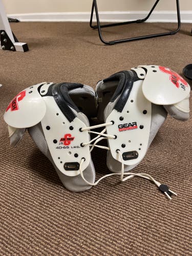 Air tech youth shoulder pads