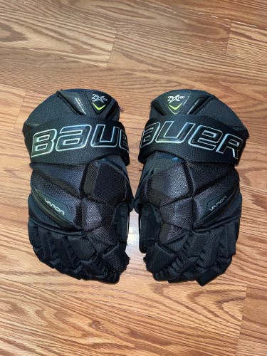 Bauer 13"  Vapor 2X Pro Gloves