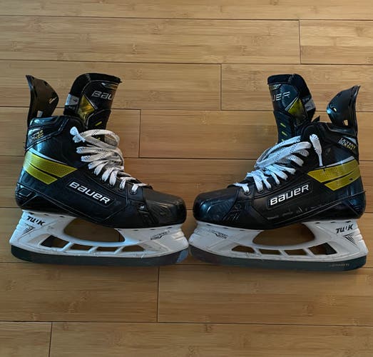 Senior Bauer Supreme UltraSonic Skates Size 9
