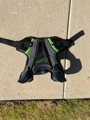 Used Large Nike Vapor Shoulder Pads