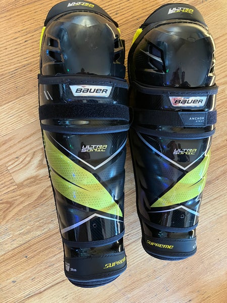 15” Senior Bauer Supreme Ultra Sonic Shin Pads