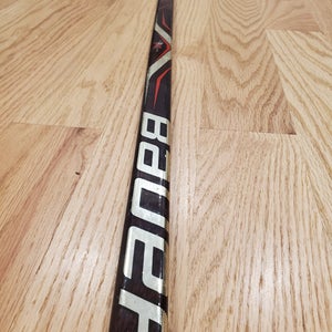 Used Youth Bauer Right Handed Vapor 1X Lite Hockey Stick P92