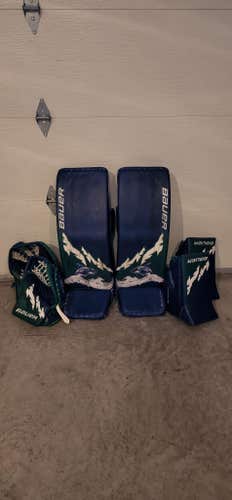 Custom Bauer Hyperlite Full Set (Large/35+1) + Extra Glove & Blocker