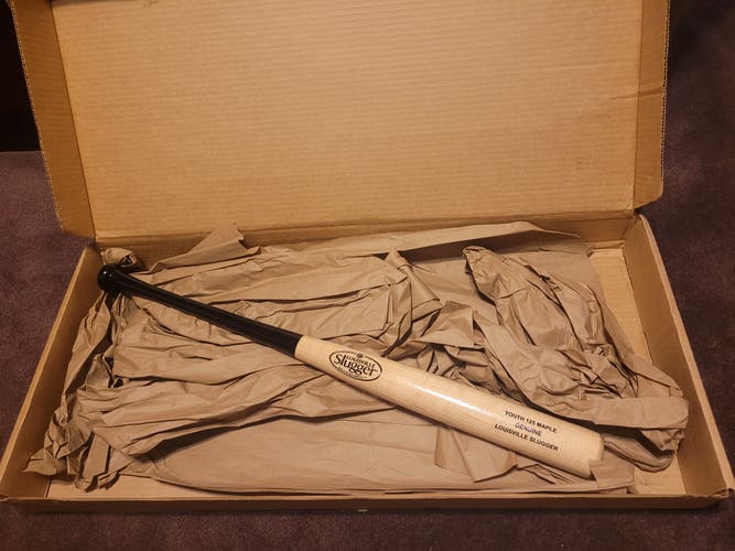 New Louisville Slugger Wood Bat 30"