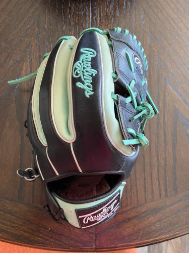 Pitcher's 11.75" Pro Preferred Baseball Glove