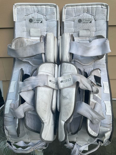 Used 33" Bauer Supreme S190 Goalie Leg Pads