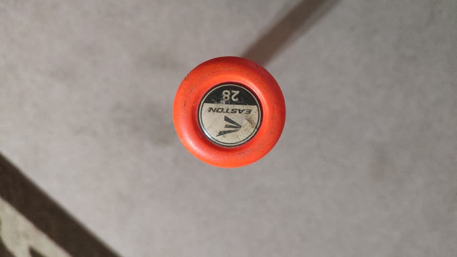 Used USSSA Certified Easton Composite Mako Bat (-11) 17 oz 28"