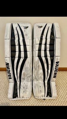 Used 34" Vaughn Velocity V7 Goalie Leg Pads