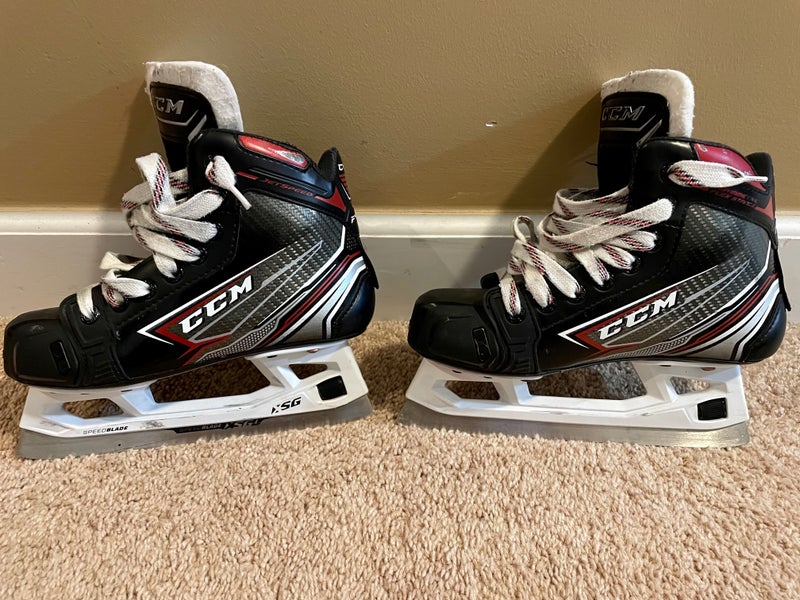 Junior Used CCM Jetspeed ft460 Hockey Goalie Skates Regular Width Size 2.5