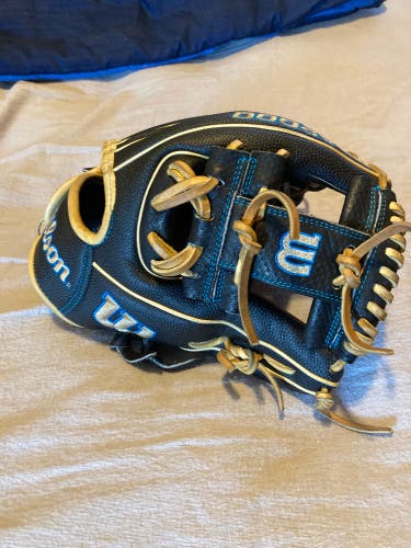 Infield 11.5" A2000 Baseball Glove