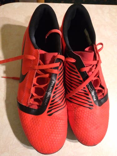 Red Used Men's Size 9.0 (Women's 10) Molded Cleats Nike Cleats