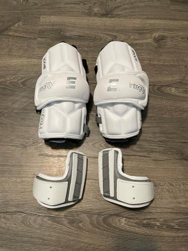 Epoch Integra X Box Lacrosse Arm Guards
