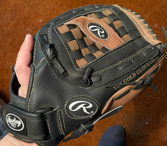 Rawlings baseball glove