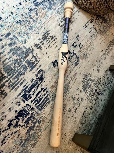 Used Victus Two Handed Trainer