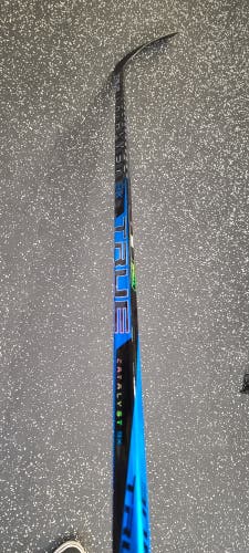 2-Pack True Catalyst 9X Hockey Stick LH Hall 9 Mid Pattern Pro Stock 100 Flex