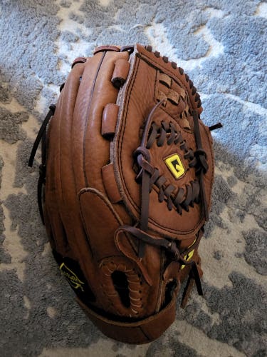 New Right Hand Throw F1250T Baseball Glove 12.5"