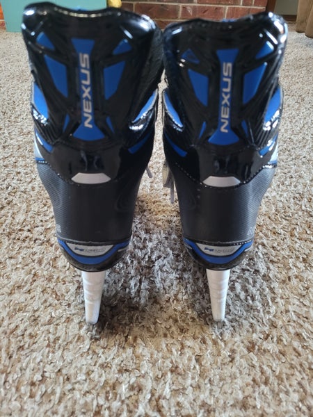 Junior Used Bauer Nexus N2700 Hockey Skates Regular Width Size 5