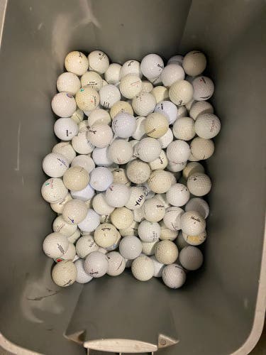 Assorted 100 Golf Balls