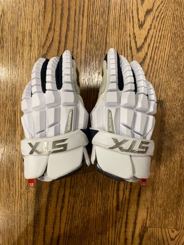 New Player's STX 12" Surgeon RZR Lacrosse Gloves
