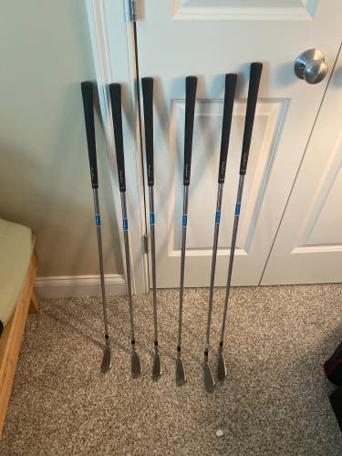 Tommy Armour TA • 25  Blade Iron set 5-PW