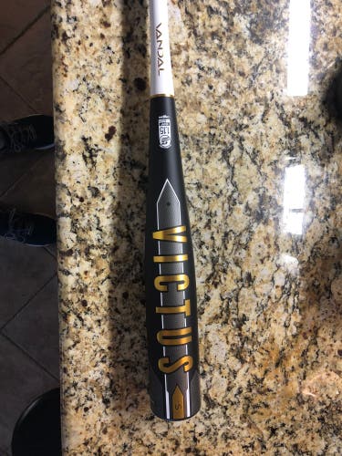 New 2021 Victus (-5) 26 oz 31" Vandal 2 Bat
