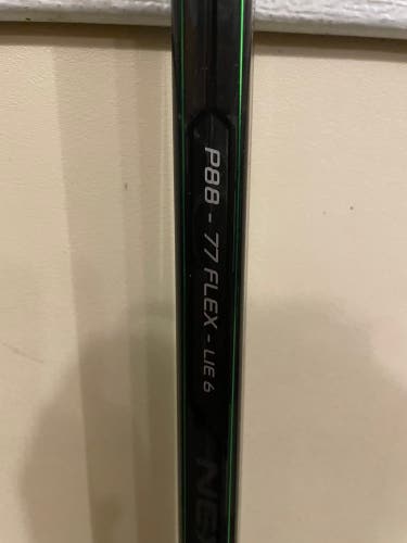 Senior Right Handed P88  Nexus ADV Hockey Stick