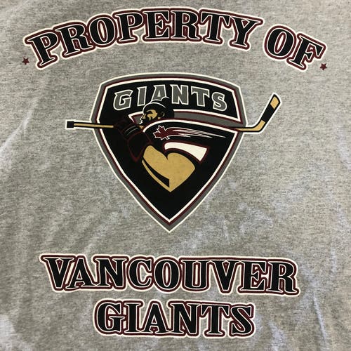 Vancouver Giants large T-shirt