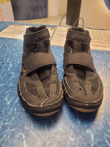 ASICS Wrestling Shoes