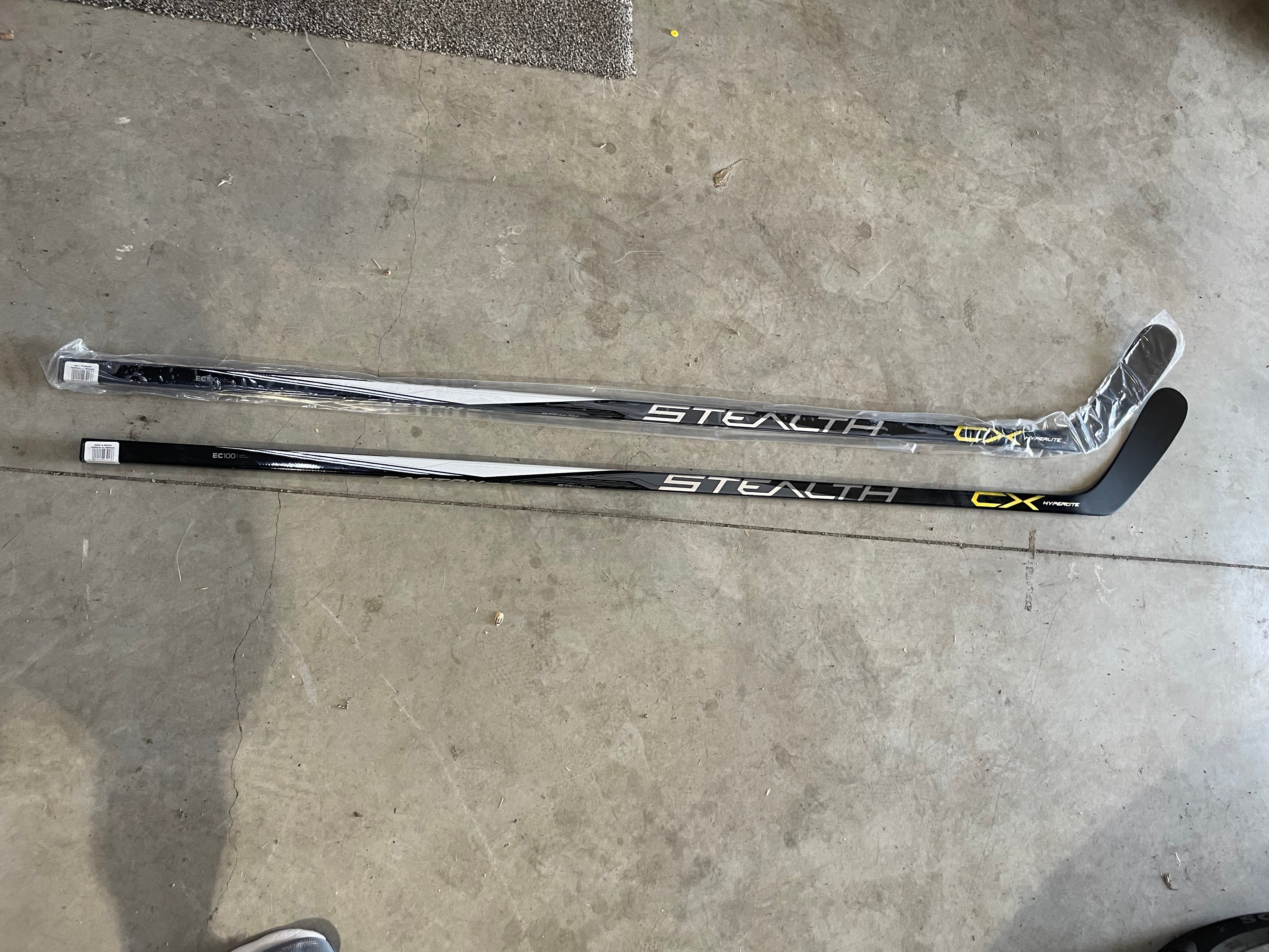 Easton Stealth CX LH Pro Stock Hockey Stick 100 Flex Grip NHL COLE Malkin  Toe Curve (2) - DK's Hockey Shop