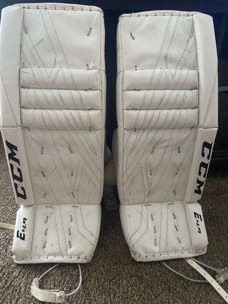 Used 31" CCM Extreme Flex E4.9 Goalie Leg Pads
