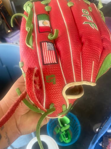 Mexico  Infield glove