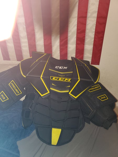 New Medium CCM Premier R1.9 Goalie Chest Protector