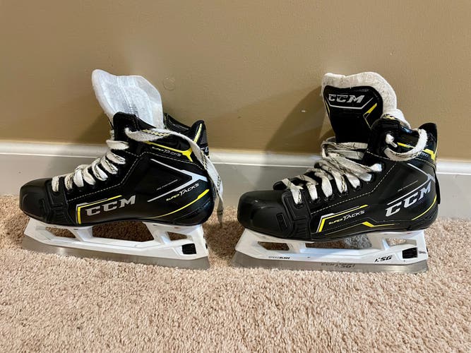 Junior Used CCM Super Tacks 9380 Hockey Goalie Skates Regular Width Size 4