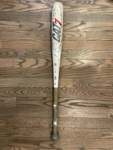 Used USSSA Certified 2017 Marucci Composite CAT 7 Bat (-8) 22 oz 30"