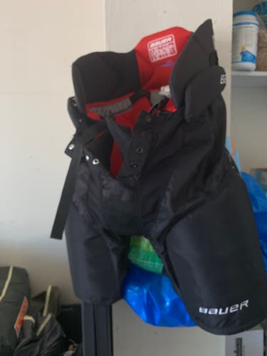 Senior XL Bauer Vapor X40 Hockey Pants