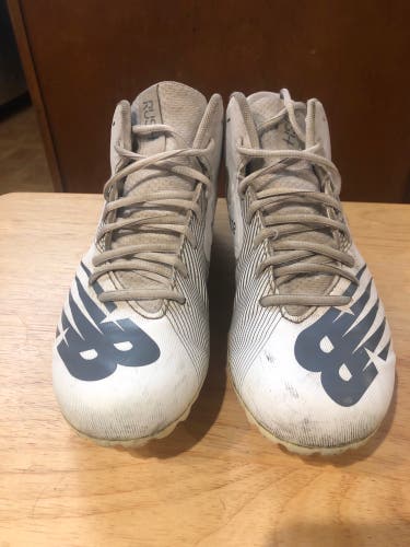 White Men's Size 7.5 (Women's 8.5) New Balance Rush