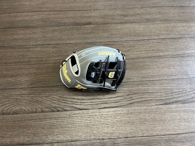 New Wilson A2000 1786 11.5” I Web