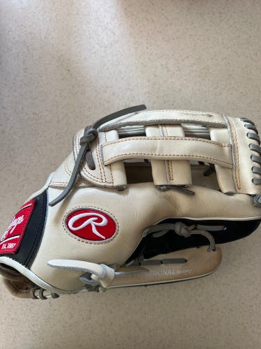 Outfield 12" Heart of the Hide Baseball Glove