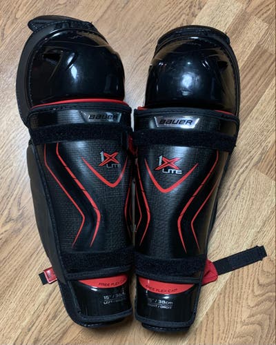New Bauer Vapor 1X Lite Shin Pads