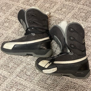 Used Size 9.0 (Women's 10) Ride Snowboard Boots