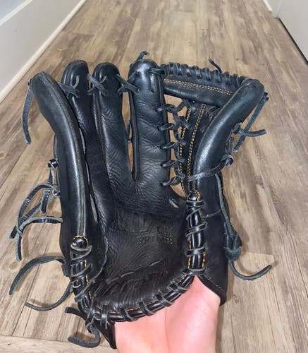 Mizuno 12.75” MVP Prime Left-Handed Glove