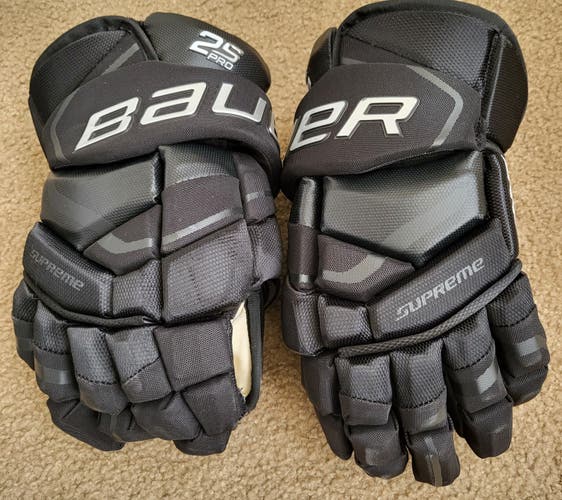 Bauer Supreme 2S Pro Gloves 13"