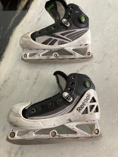 Reebok Junior 6K Hockey Goalie Skates Size 2.5