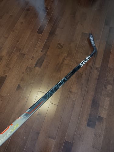 BRAND NEW LH Bauer Vapor Hyperlite Hockey Stick P92 77 Flex w/ Grip