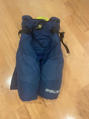 Senior Small Bauer Supreme 1S Hockey Pants