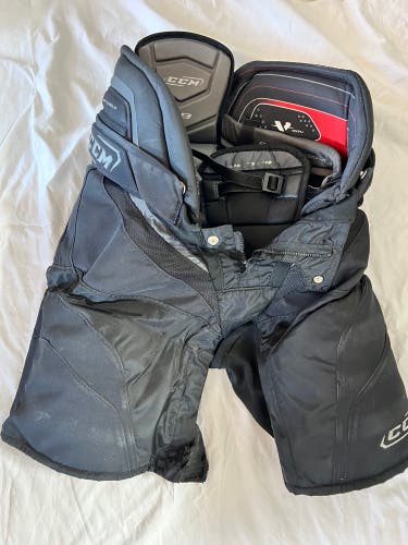 CCM Vector V08 Hockey Pants