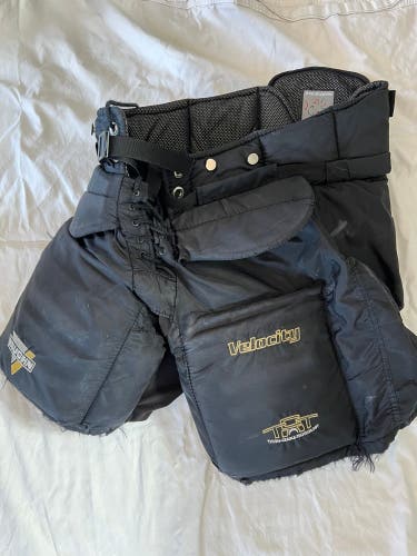 Vaughn Velocity V3 7500 Goalie Pants