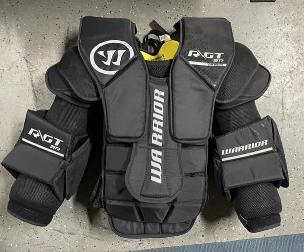 Barely Used Medium Warrior Ritual GT2 Goalie Chest Protector