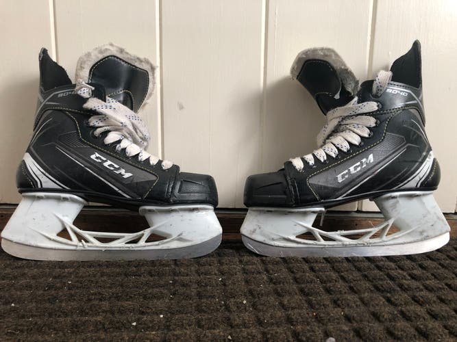 CCM Tacks 9040 Hockey Skates (Junior size 4)